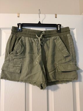 Splendid Olive Utility Cargo Drawstring Shorts